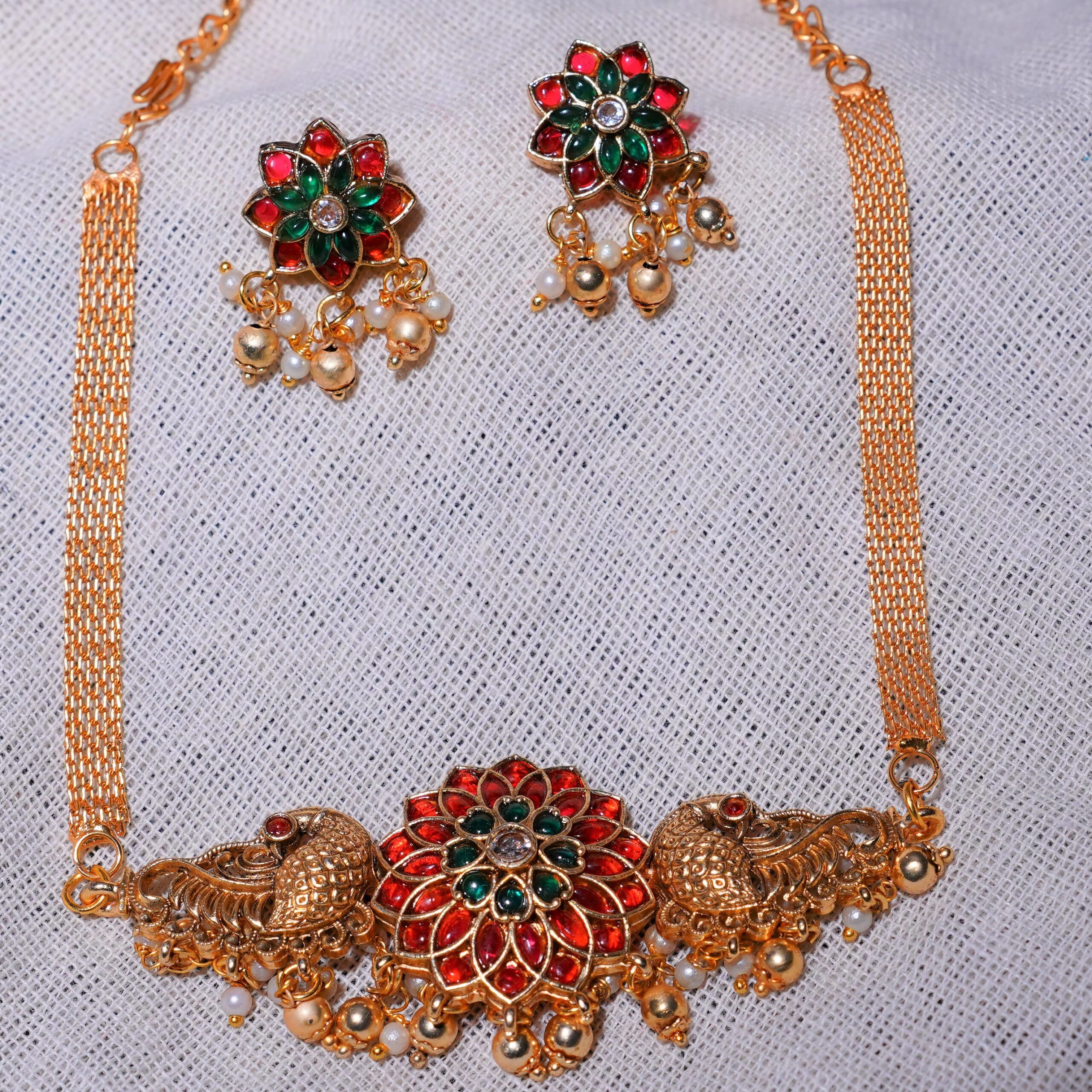 Exclusive Antique Floral Choker Set with Studs